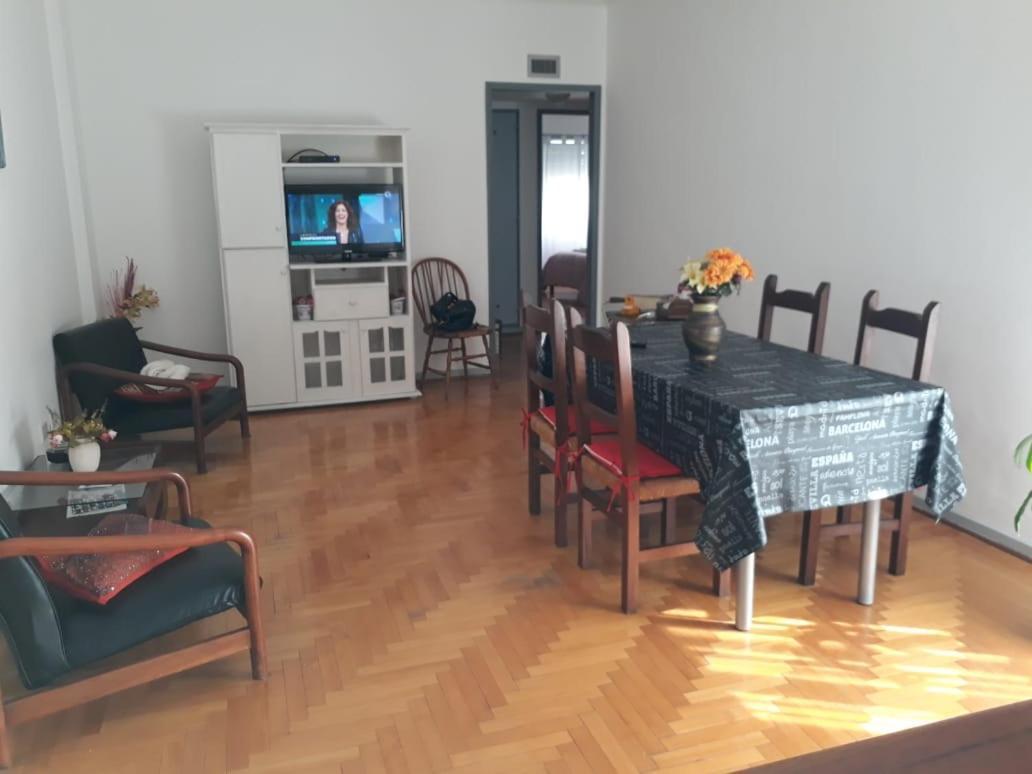 Apartamento Lautaro Appartement Buenos Aires Buitenkant foto